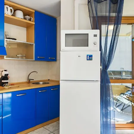 Cocon Vu Sur Le Port De Menton Apartment Exterior photo